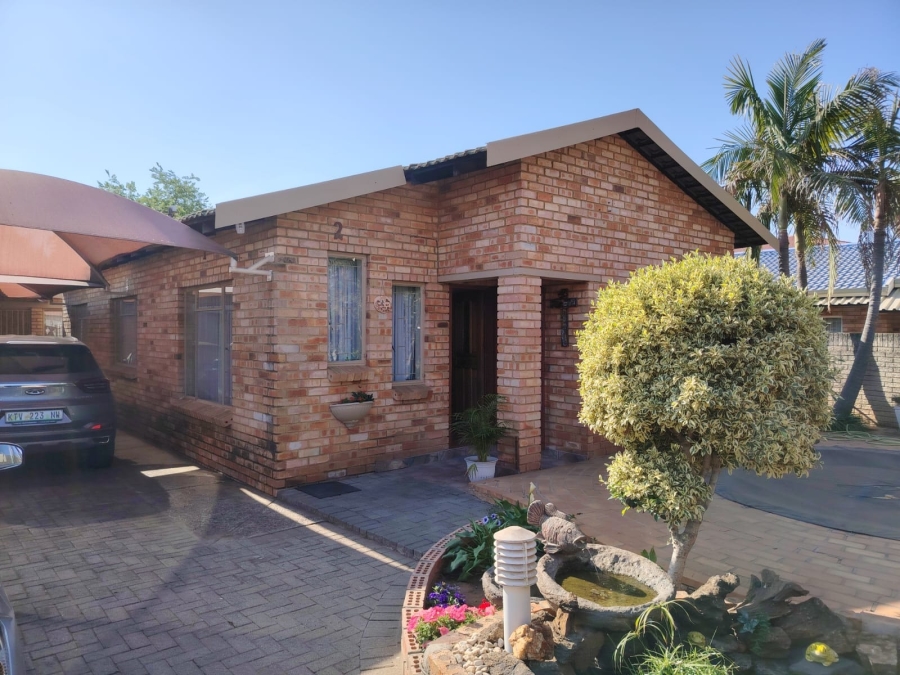 3 Bedroom Property for Sale in Bodorp North West